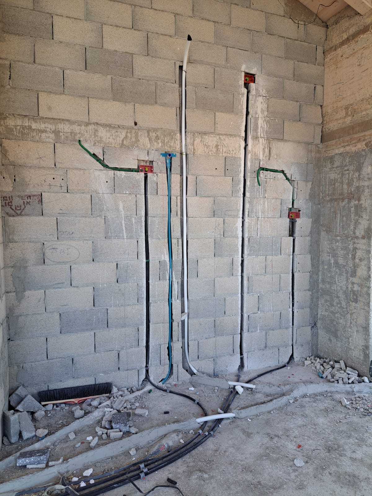 שלבי חציפות  דרך מחרצת מים, מושב אלפלט